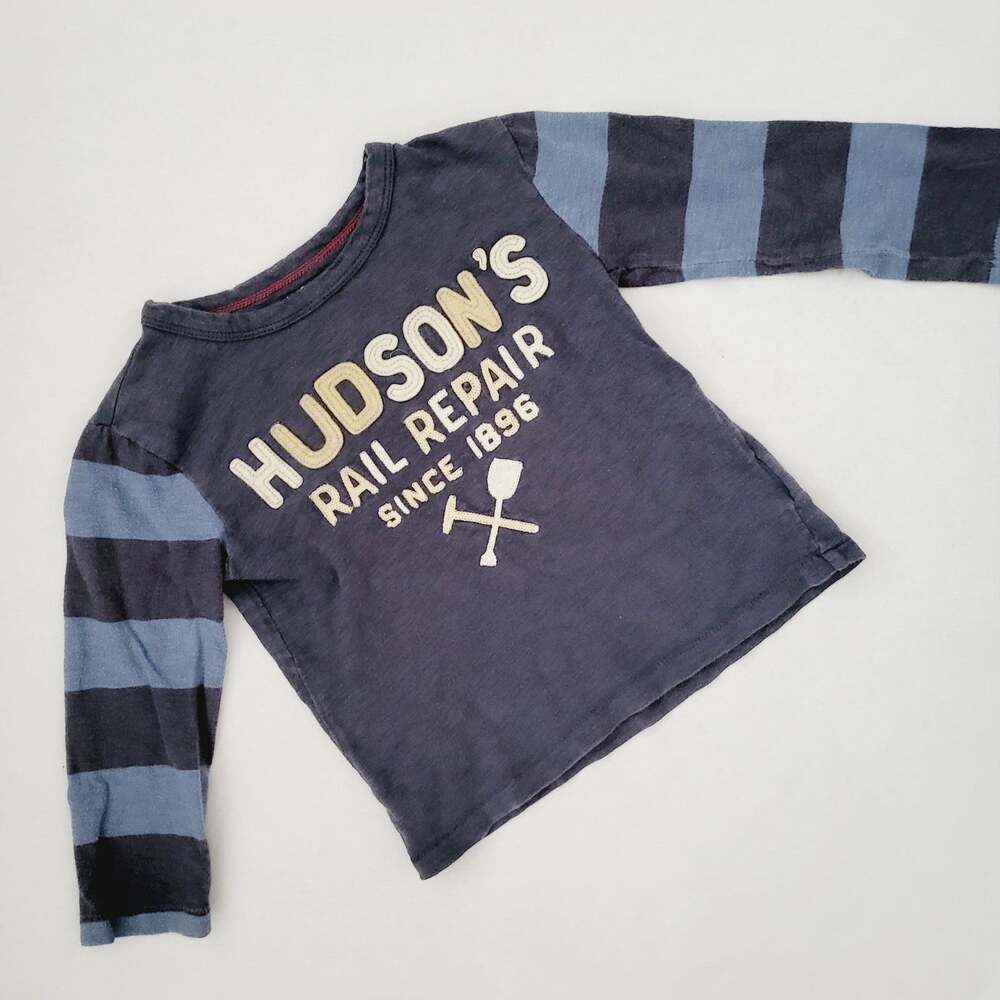 Gap long sleeve tee size 2T